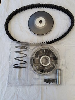 Orig.variátor polořemenice,pružina řemen Honda Forza 300 - 4