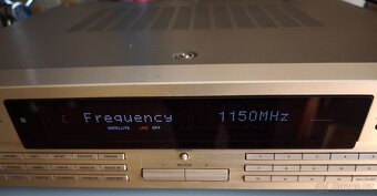 Satelitni tuner Sony DAR 1000 ES Champagne,čti popis - 4