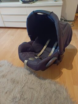 Maxi Cosi - Vajíčko se základnou - 4