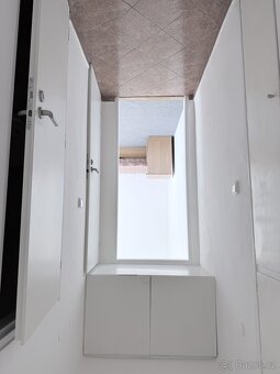 Pronájem, byt 1+1, 32 m, třída SNP 619/44, Hradec Králové - - 4