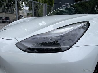 Tesla 3 Performance - 4