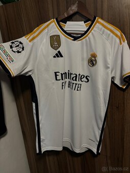 Real Madrid domácí dres Mbappe 10 - 4