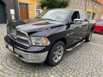 DODGE RAM 5,7 HEMI LPG LARAMIE,2011,ČERNÁ,TZ,DPH - 4