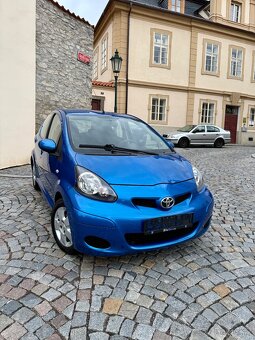 Toyota Aygo 1.0i 50kw koup.ČR Klima nová STK Serviska - 4