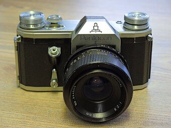 Pentacon F (Contax F) r. v. 1956 + Revuenon Special 2,8/35 - 4