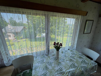 Útulná chata u lesa s pozemkem v osobním vlastnictví- Hronov - 4