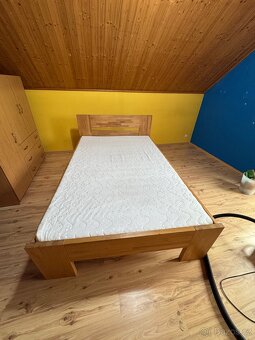 Postel s matrací 140x220 - 4