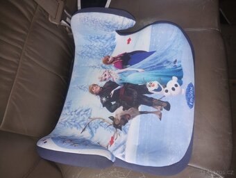 Autosedačky Cybex ve dvou provedeních a dva podsedáky - 4