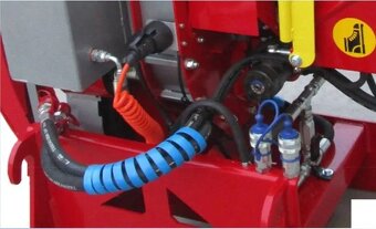 Hydraulicky poháněný štěpkovač GL&D - 4