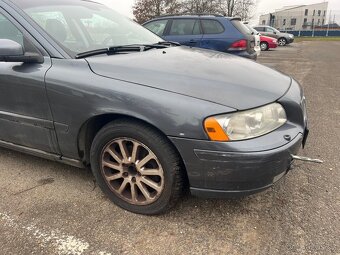 Volvo V70 2.4 D5 136 kW - náhradní díly - 4