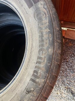 Pneu Continental 255/60 R18 - - 4