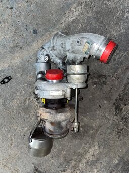 Turbo Mercedes 2.2D 140kw - 4