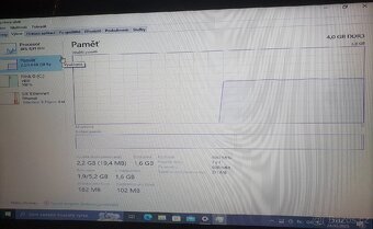 Starý notebook funkční, ale se závadami víc popis - 4