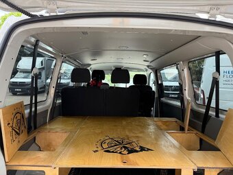 Kempingova vestavba do VW T5,T6 - 4