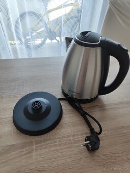 Nová rychlovarná konvice 1.8l - 4