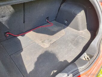 Honda Civic VIII (8g) Hatchback, 1,4 73kw - 4
