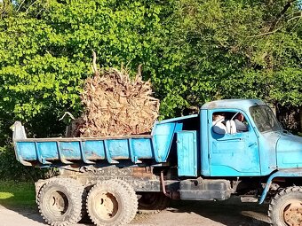 Traktorbagr John deere - 4