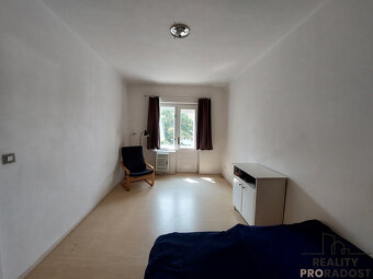 Pronájem bytu 2+KK, 47m2 + balkon 3m2, Praha 3, Biskupcova u - 4
