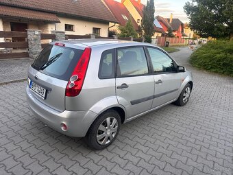 Ford Fiesta 1.3 51kw - 4