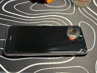 iPhone 6, 16 GB, šedo/černá - 4