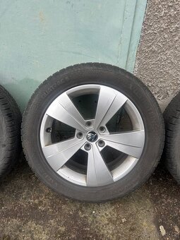 Škoda Superb 5x112 Triton r17 - 4