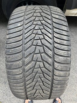 255/35 r21 98W 285/30 r21 100w Zimní Hankook 21” - 4