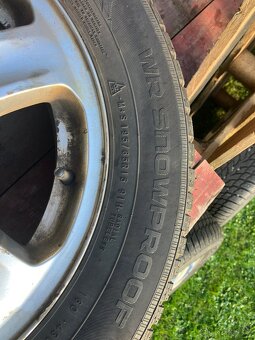Alu kola 5x100, Škoda, VW 195/65/15 zimní 7mm - 4