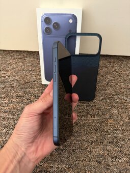Apple iPhone 17 Pro Max 512gb Deep Blue. iStyle CZ. - 4