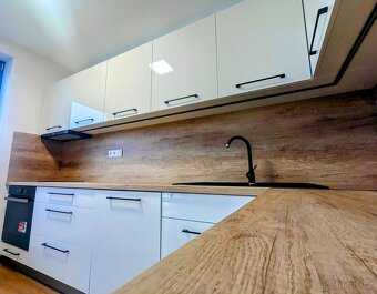 Pronájem bytu 2+kk s balkonem v novostavbě b.domu v Hodoníně - 4