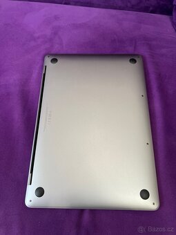 MacBook Pro 13" (2022) – M2, 8 GB RAM, 512 GB SSD - 4