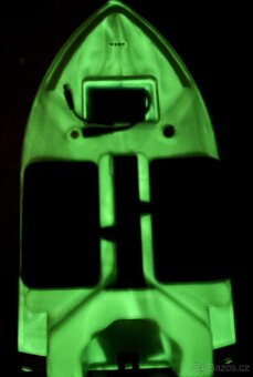 Tříkomora ZELENÁfosf s GPS s bateriemi 12000mAh včetně obalu - 4