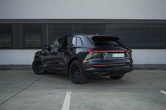 Audi E-tron 55 quattro Advanced - 4