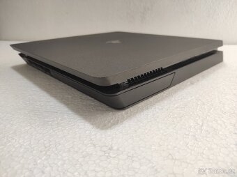PS4 slim 500GB bez ovladače - 4