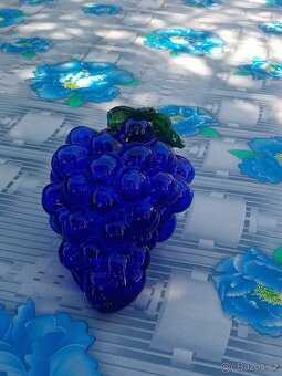 modrý skleněný hrozen - 4