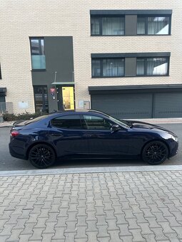 Maserati Ghibli - 4
