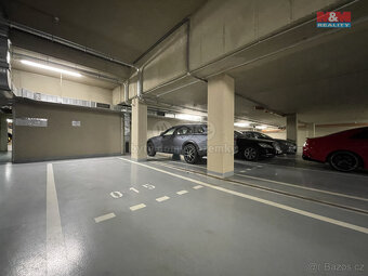 Pronájem 2x garážového stání, 25 m², Praha, ul. Korunní - 4