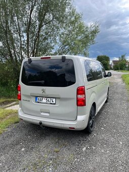 Peugeot Traveller Allure MAX výbava 8 míst - 4