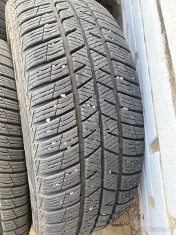 Zimní pneu 205/55/R16 Barum Polaris 5 - 4