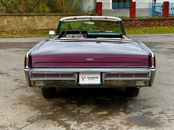 Lincoln Continental - 4