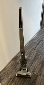 Sencor SVC 8621TI CLEAN&GO - 4