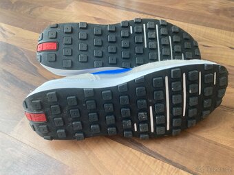 Tenisky Nike Waffle One - 4