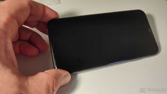 Apple iPhone 11 128GB, Black - 4