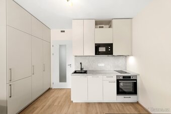 Pronájem zařizeného bytu 1+kk 35 m² s balkonem - 4