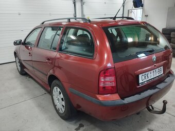 Octavia combi 1.6 - 4