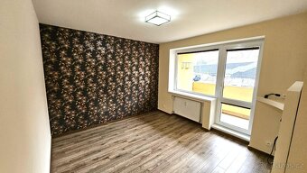Pronájem bytu 3+1+B s balkónem, Kamenný Vrch 5276, byt č. 4, - 4