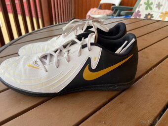Nike Phantom sálovky vel. 40 - 4