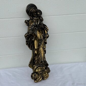 Krásná nástěnná socha Panna Marie - 4