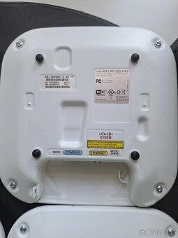 Cisco Wi-Fi systém – 5× Access Point + Controller AIR-CT2504 - 4