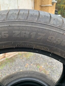 Prodej letní pneu Kumho 215/55/17 - 4
