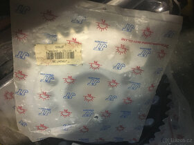 JTR247-36 řetězová rozeta zadní HONDA CB 400  Nová - 4